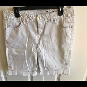 White Shorts Sz 10